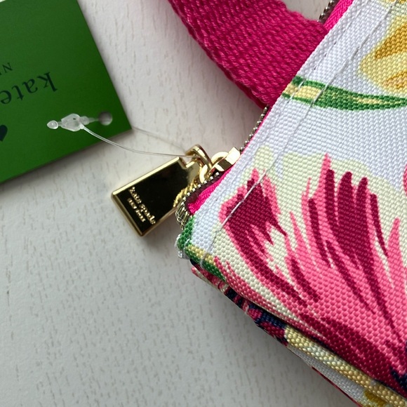 Kate Spade New York Floral Lunch Bag (NWT) - Picture 6 of 14